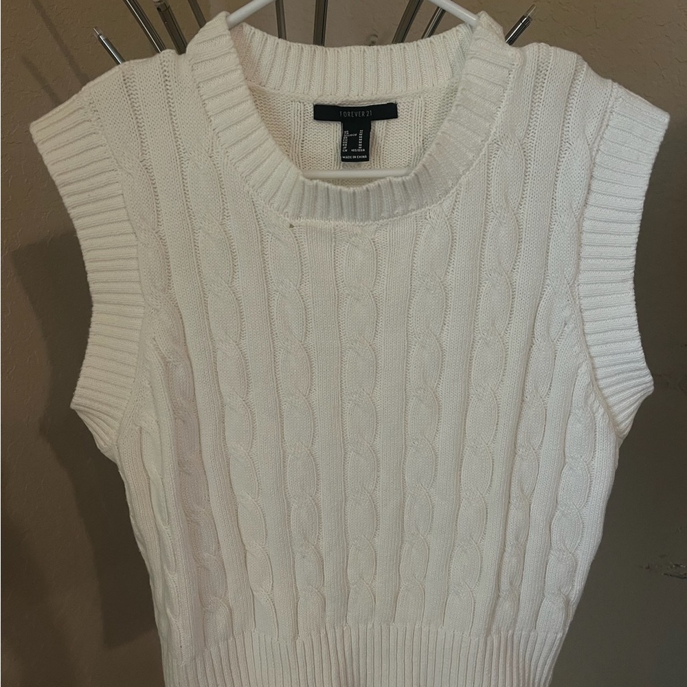 Forever 21 Cream Cable Knit Sleeveless Top